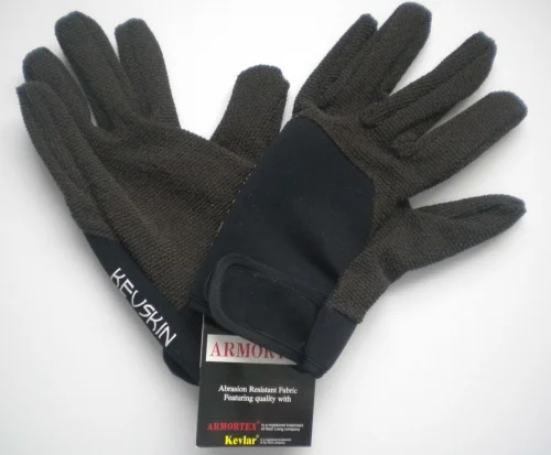 KevlarWarmWaterGloveSizeMedium