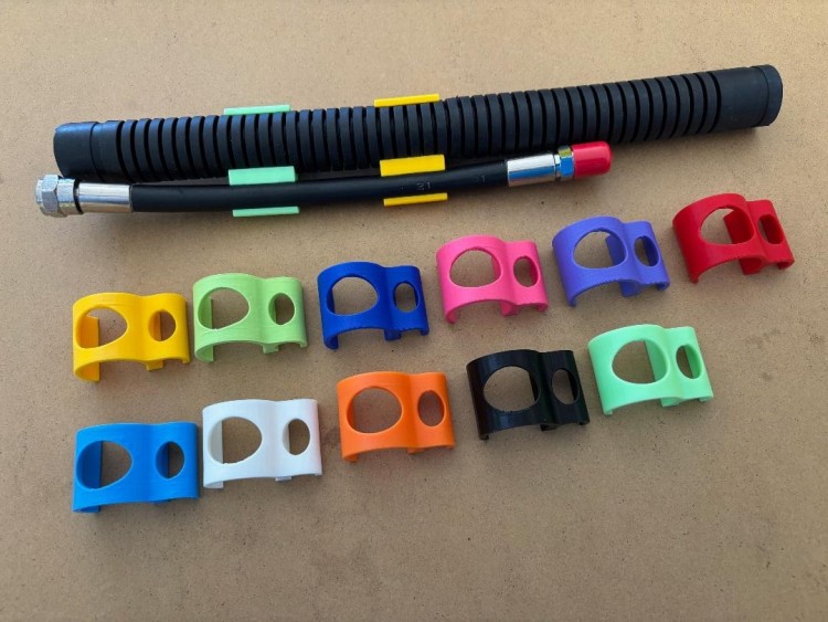 Corrugated Hose Holder "Holds your power inflation / Bc hose" Works on ROUND Corrugated hoses 