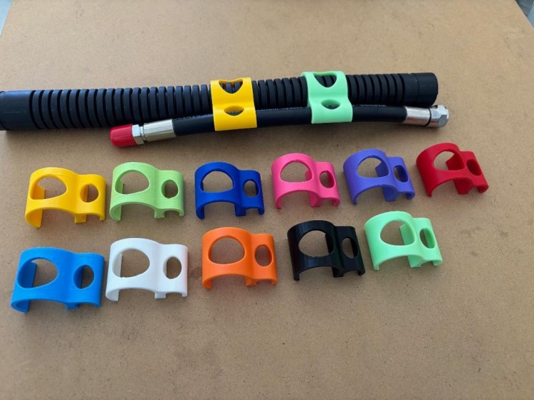 Corrugated Hose Holder "Holds your power inflation / Bc hose" Works on ROUND Corrugated hoses 