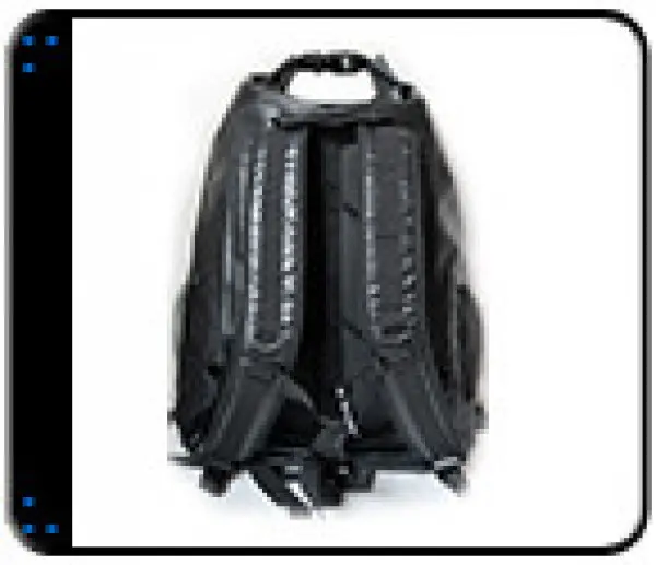 20LiterDryPaddedBackpackBlackcolor