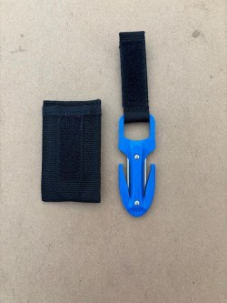 Dual Edge Emergency Cutter w/ Harness Pouch! "Blue Handle" - Product Image