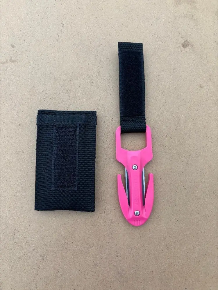 DualEdgeEmergencyCutterwHarnessPouchPinkHandle
