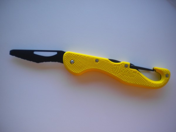 SpecialBCRescueKnifewBlackCoatedBladeQuickAttachClipYellowhandle1Left