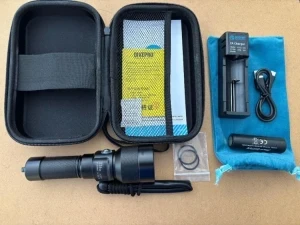 2700 Lumen Dive Light "Tec Black Body" 