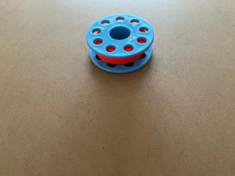 BrandNew66footPOMFingerSpoolBlueBodyOrangeLine