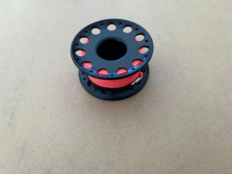 150ftAnodizedBLACKAluminumBodyWFLATHighVizNeonOrangeLINESSSwivel