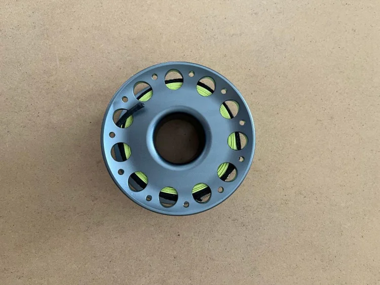 150ftAnodizedGREYAluminumBodyWFLATHighVizSafetyYellowLINESSSwivel