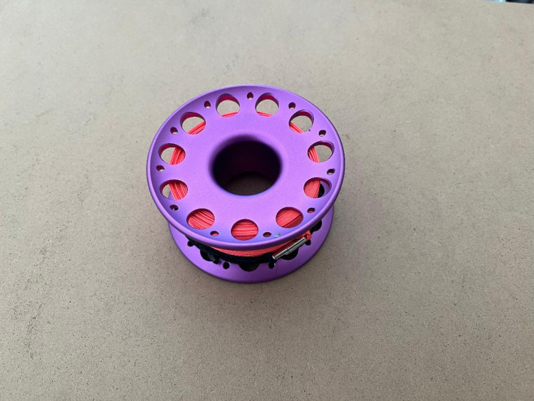 150ftAnodizedPURPLEAluminumBodyWFLATHighVizNeonOrangeLINESSSwivel