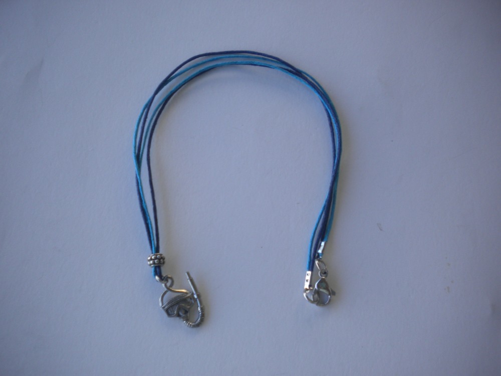 DiverNecklace