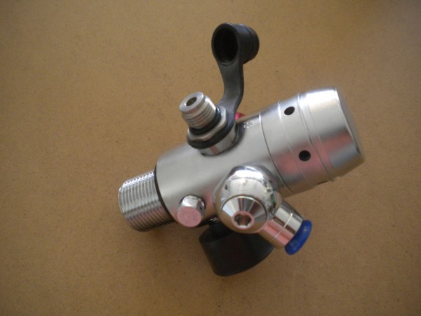 Dry Suit / Pony Bottle Valve  "Nitrox Ready / #813A"