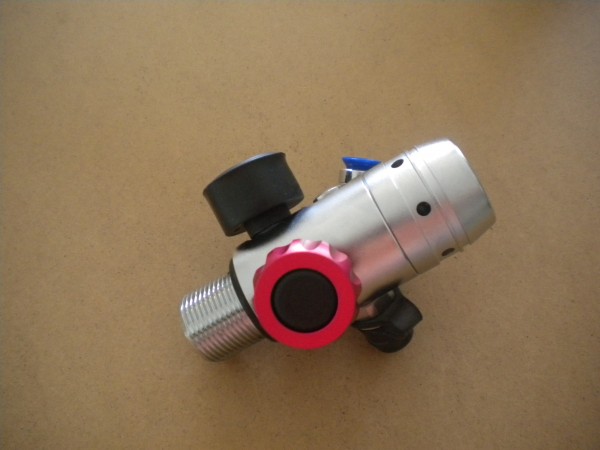 Dry Suit / Pony Bottle Valve  "Nitrox Ready / #813A"