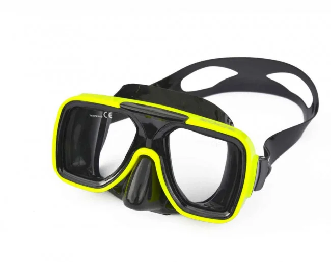 EdgeOptixMaskBlack-YellowaccentFrameBlackSkirtAcceptsLenseswHardPlasticCase