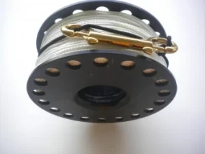 Explorer Hand Reel "Medium #36 White Line / 450ft" - Product Image