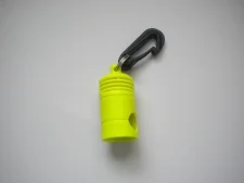 MagneticHoseHolderYellowBody1leftrightnow