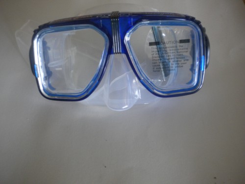 NavigatorMaskwithhardplasticcaseBlueTrimClearSkirt3Only