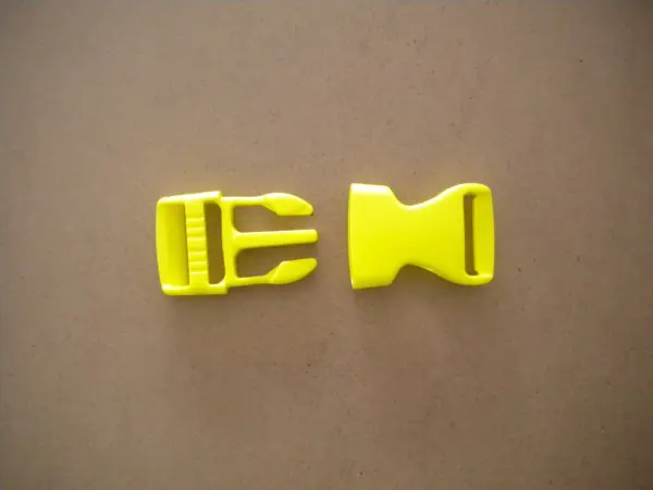1InchQuickReleasePlasticBuckle-CompleteSet-HighVisYellowBody