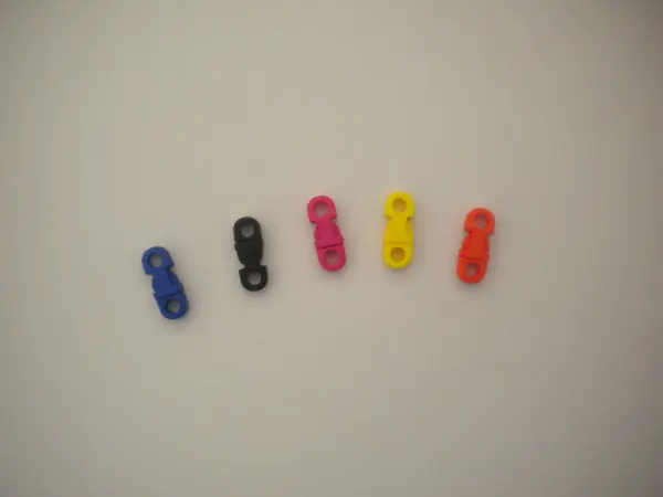 2WayPlasticReleaseSnapsPinkColor