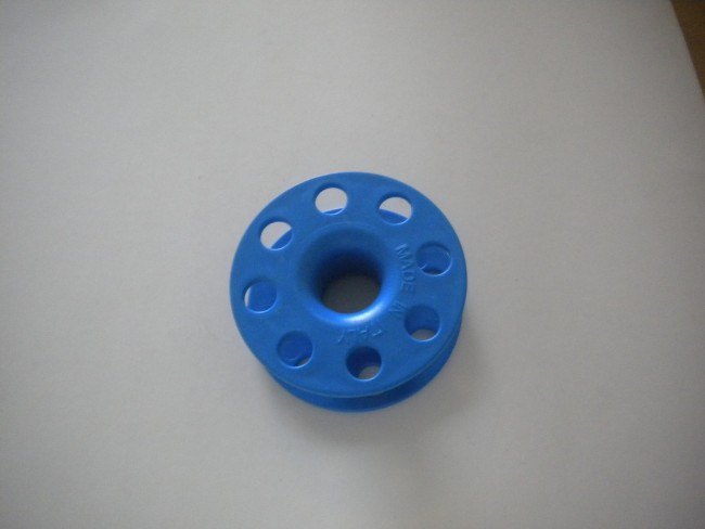 New50FeetEmptyFingerSpoolOceanBlueBody