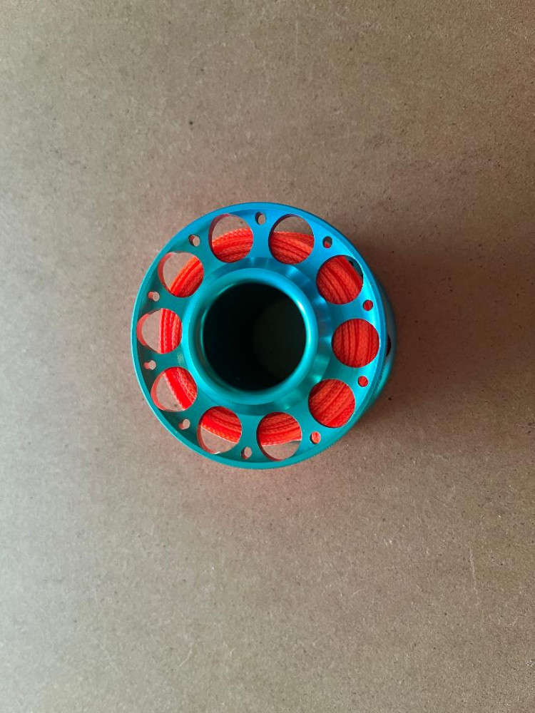 New50FootTwoColorToneCompactFingerSpoolwFlatLineHighVizORANGEFlatlineAquaBlueLightGreen