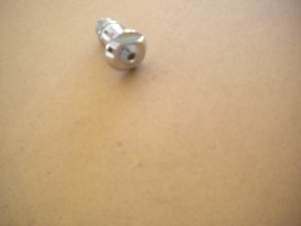5th Low Pressure Port Adapter for Piranha 804 First Stage