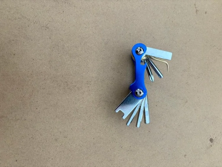 BackinStock8in1BLUEBodyMulti-Tool