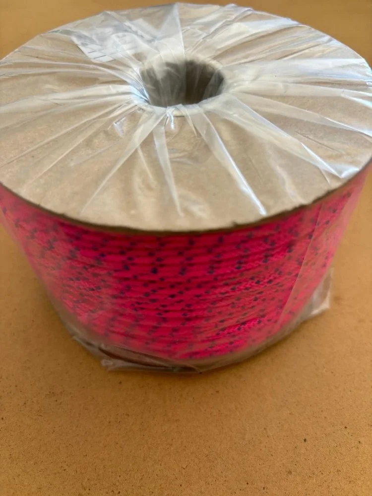 PiranhaCommercialGrade18NYLONDiveLine900ftHotPinkwBlueTracer