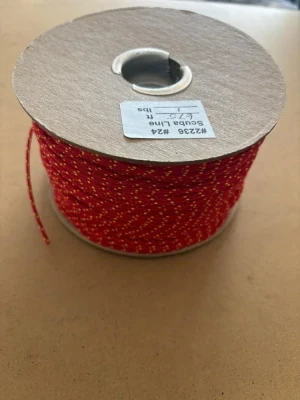 New Color! Piranha Professional Grade #24 Dive Line 675ft  "Fire Engine Red w/ Yellow Tracer" - Product Image