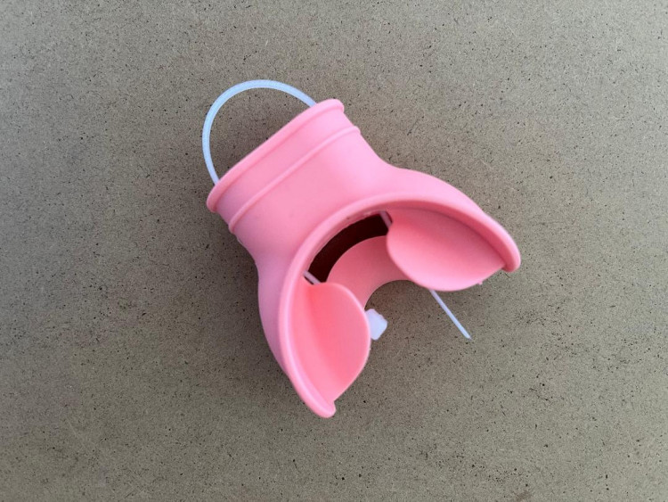 NewColorSiliconeToughBiteMouthPieceLightPink
