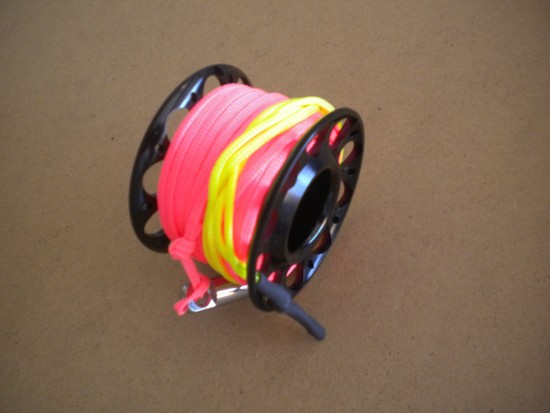 GapminiFingerSpoolw50FtFlatPinkDiveLineSwivelBlackFinish