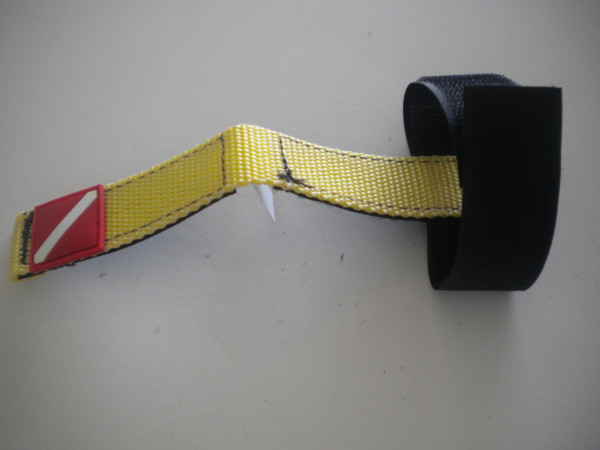 New Item! Mask / Hose Keeper "Yellow Webbing"