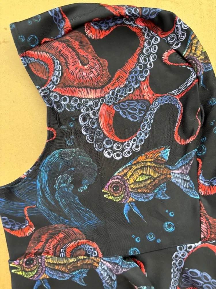 LycraFullyTrimmableHoodOtcopusDesign