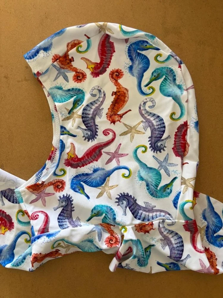 NewLycraFullyTrimmableHoodSeahorse2WhiteHoodwColorfulSeahorses