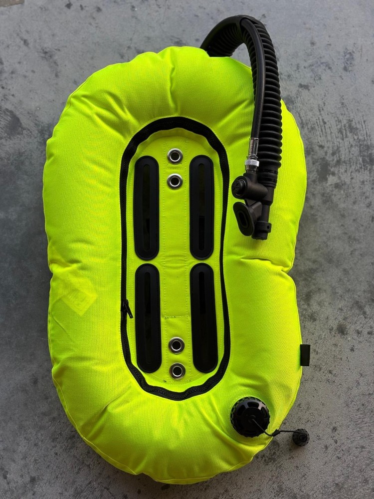 NewPiranha30lbNeonHighVizYELLOWDonutWing
