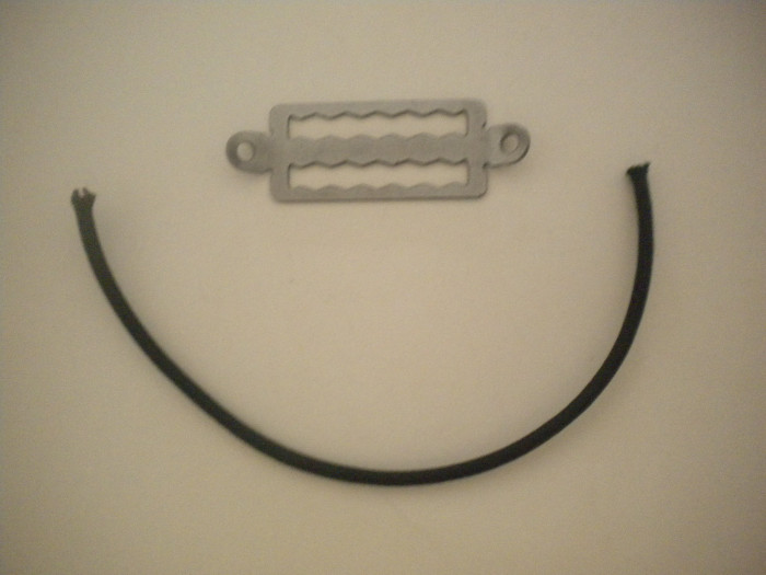 PiranhaAccessoryKeeper316BungeeSizeWithTeethType-SingleKeeper