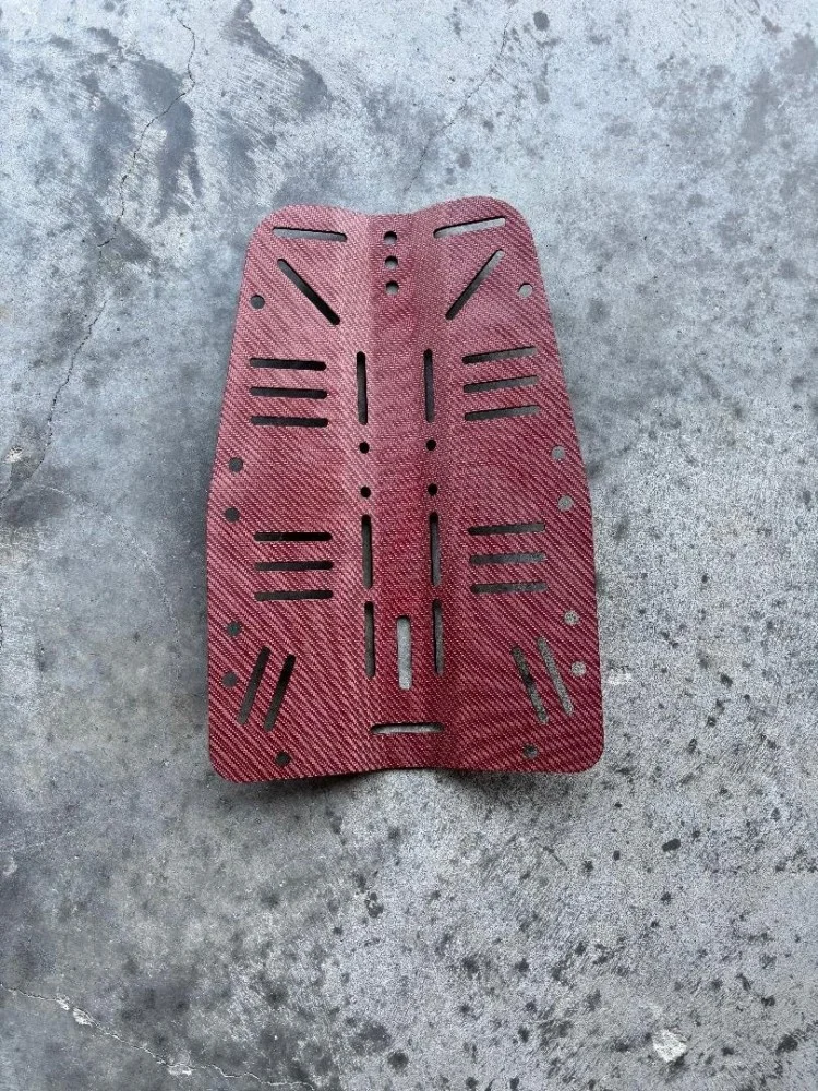 NewPiranhasREDCarbonFiberBackplate1onlyatthistime