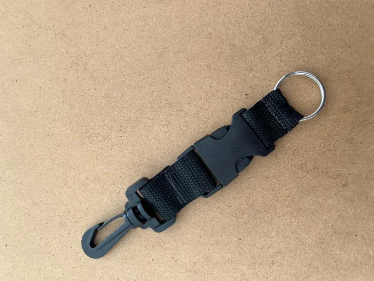 NewQuickReleaseAssemblyClipwithSplitRingononeendBLACKWebbing