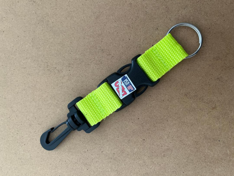 NewQuickReleaseAssemblyClipwithSplitRingononeendHighVizNeonGREENWebbing
