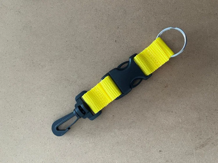 NewQuickReleaseAssemblyClipwithSplitRingononeendHighVizYELLOWWebbing