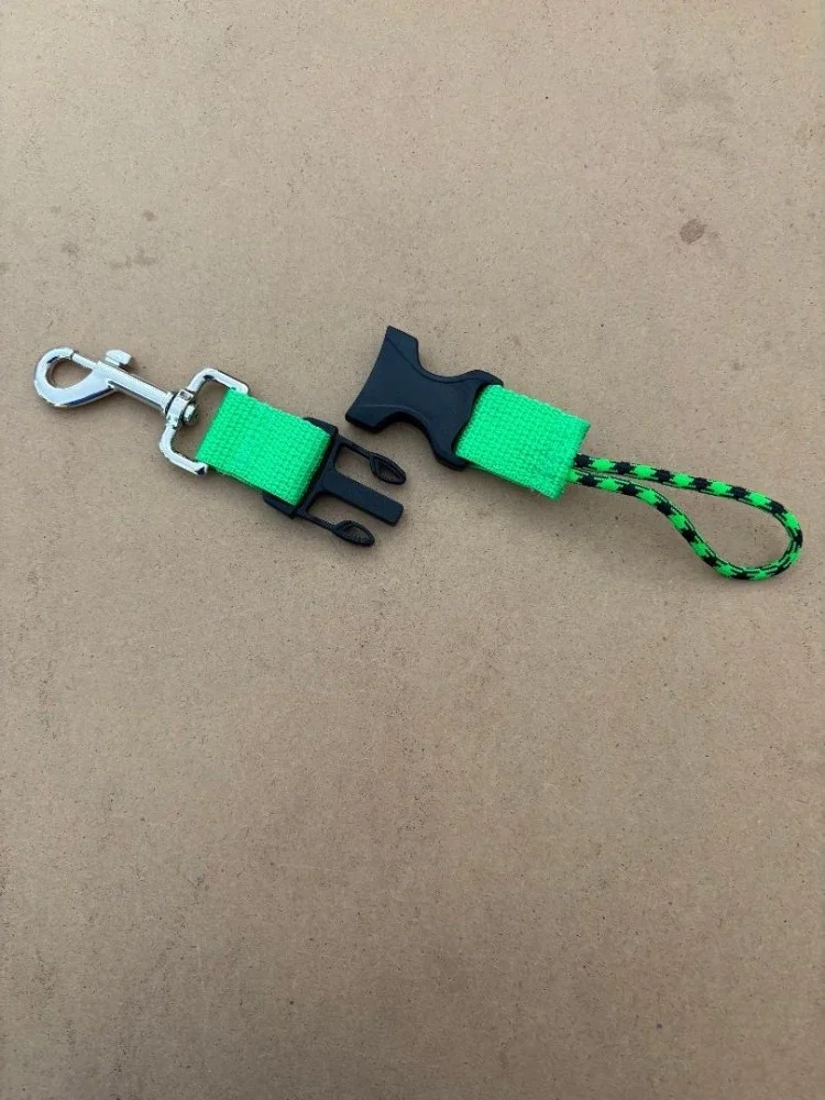 NewQuickReleaseStainlessSteel360ClipwithLanyardononeendNitroxGreenWebbing1only