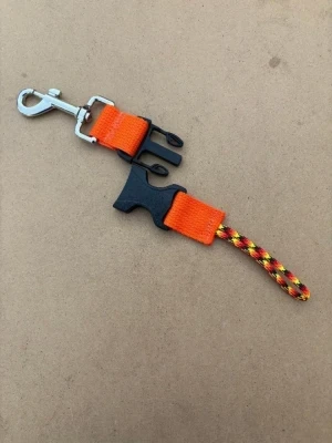 New! Quick Release Stainless Steel 360 Clip with Lanyard on one end "Safety ORANGE Webbing" 1 only!