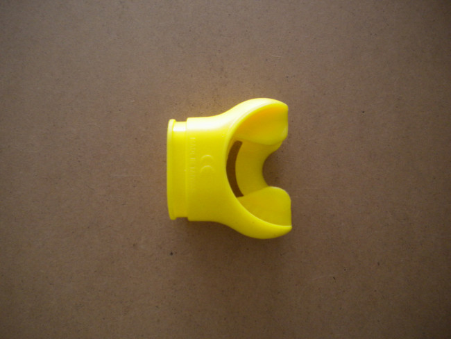 SiliconeToughBiteMouthPieceSafetyYellow