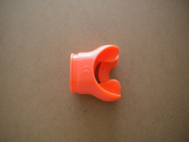 SiliconeToughBiteMouthPieceSafetyOrange