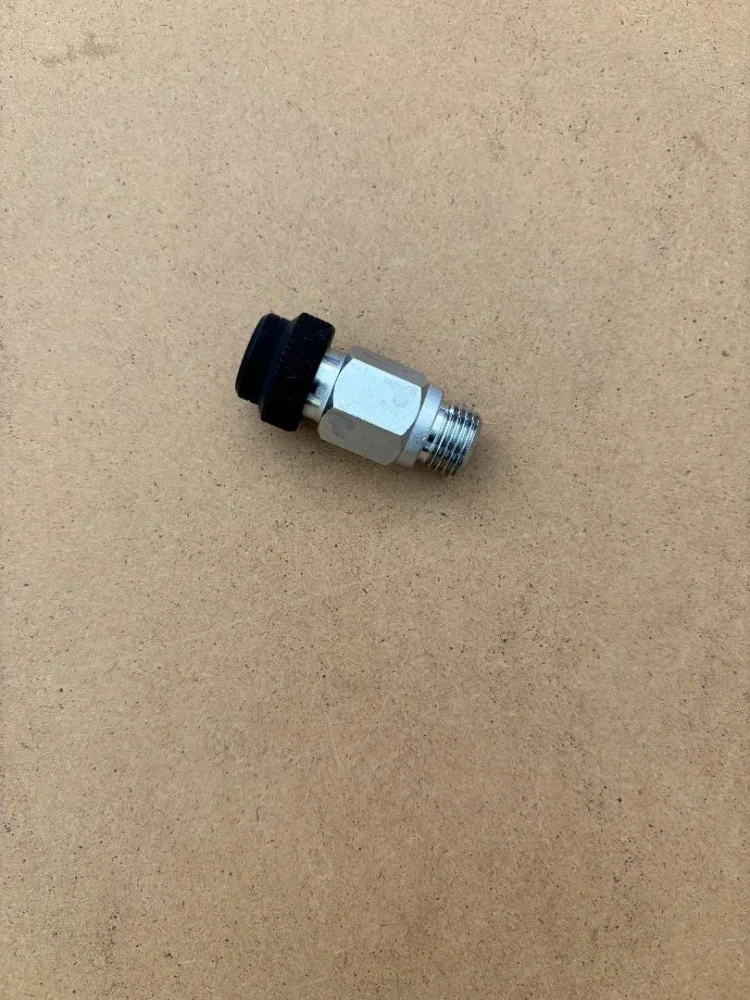 NewStandardFemaleBCwLargeflangeQuickreleasetoaMale916-18