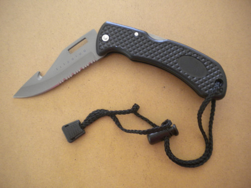 TitaniumFoldingKnifeBlackHandle