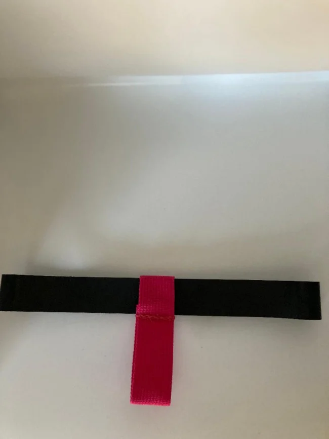 EPDMHoseRetainerwPinkWebbingLoopLargeSize