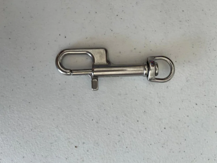 Piranhas12inchEye90DegreeLipStainlessSteelSBS