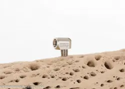 Omni Swivel 3/8"-24 Female to 1/8"NPT Elbow, 98deg - Product Image