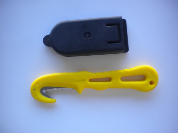 SpecialPiranhaExtremeRescueLineCutterYellowWSheath1Only