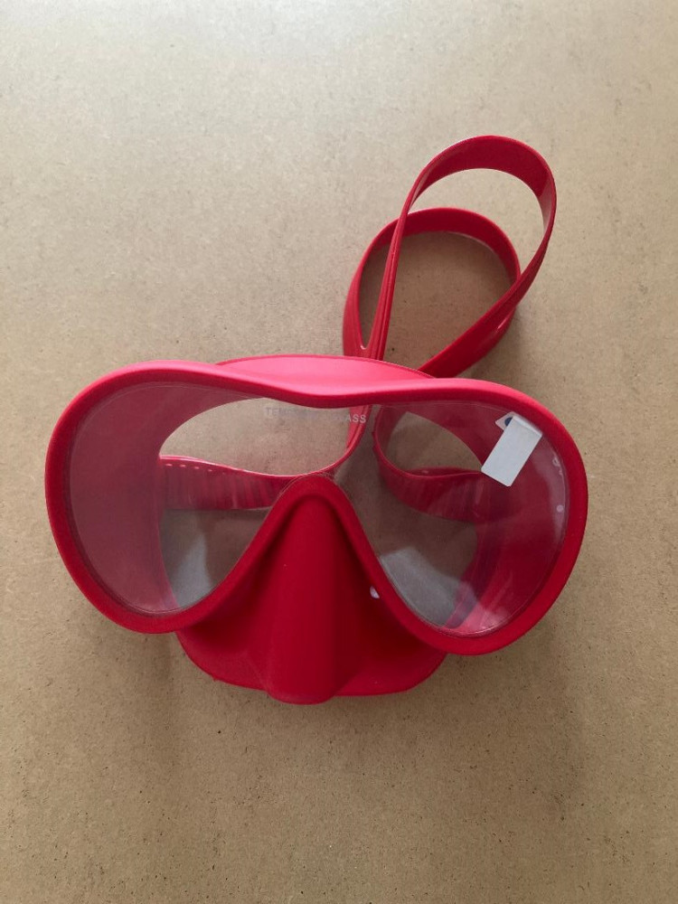 Piranha Scuba Mask "Red Mask Color" , Piranha Dive Shop