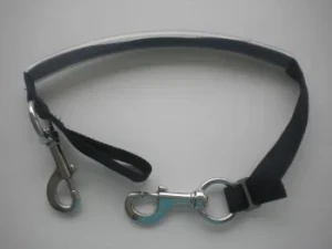 Piranha Stage Bottle Tec Strap "BLACK" w/ clear handle - Product Image